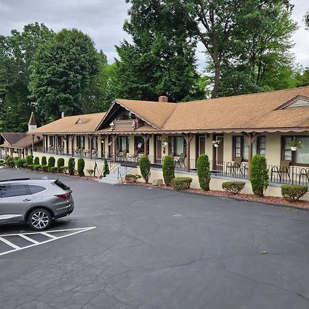 Alpenhaus Motel Куинсбери Экстерьер фото