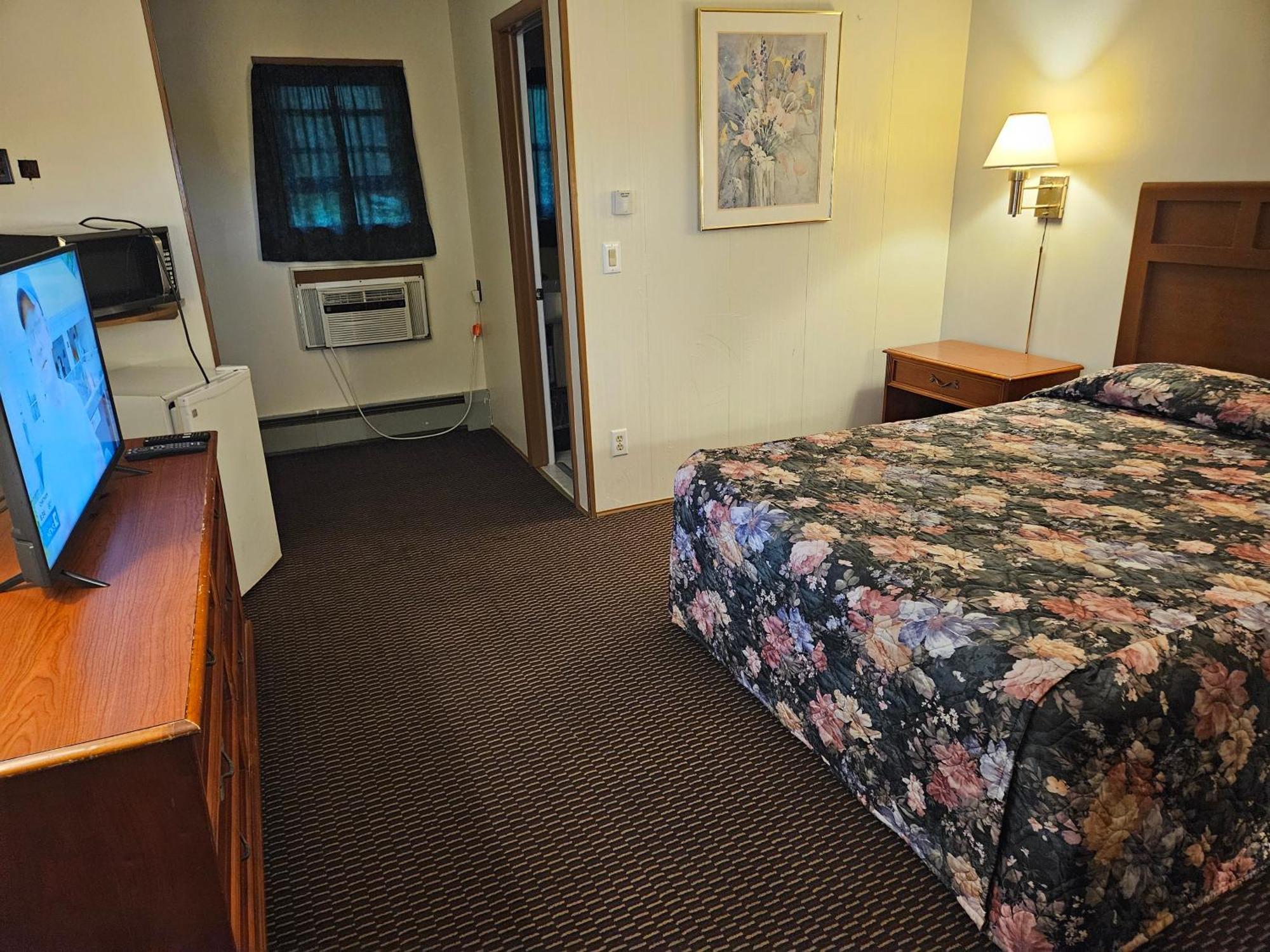 Alpenhaus Motel Куинсбери Экстерьер фото