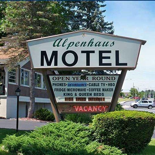 Alpenhaus Motel Куинсбери Экстерьер фото