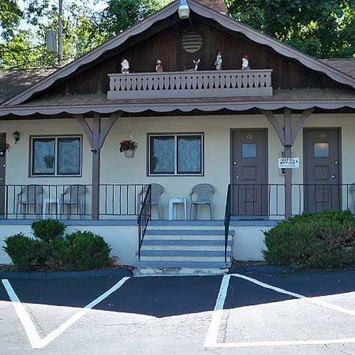 Alpenhaus Motel Куинсбери Экстерьер фото